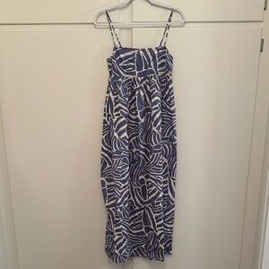 LIKE NEW Rails Maxi Dress Printed Blue & White